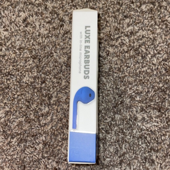 New Dark Blue Live Love Music Luxe Earbuds With In-Line Microphone - Picture 6 of 9